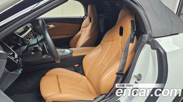 2025 BMW Z4 M40i