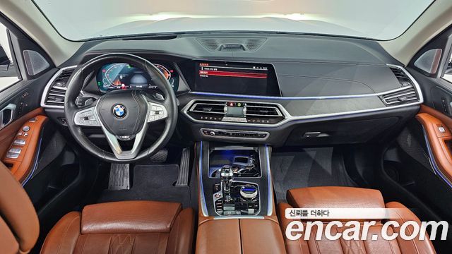 2021 BMW X7