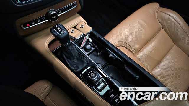2019 Volvo XC90