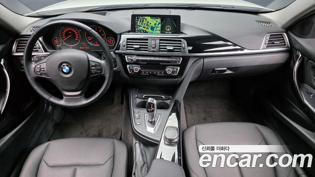 2018 BMW 3-Series 320d