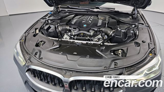 2022 BMW 8-Series