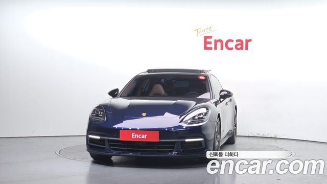 2018 Porsche Panamera 3.0 AWD