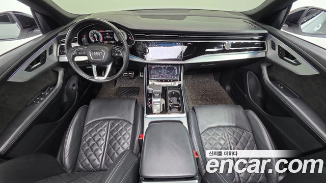 2021 Audi Q8