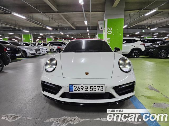 2022 Porsche 911