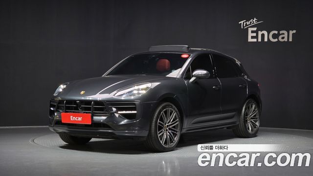 2021 Porsche Macan 95B