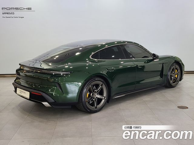 2024 Porsche Taycan