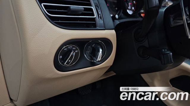 2021 Porsche Macan 95B