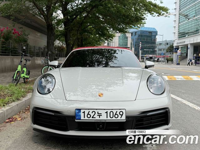 2023 Porsche 911
