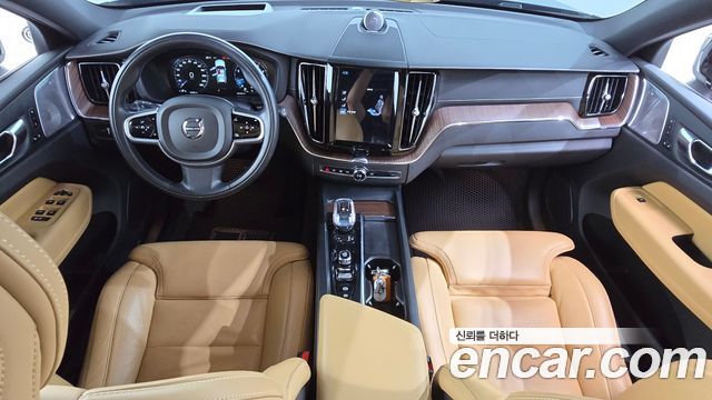 2021 Volvo XC60