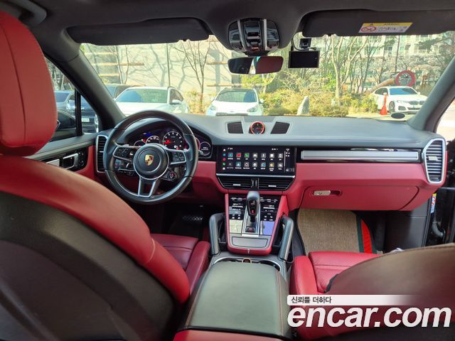 2022 Porsche Cayenne