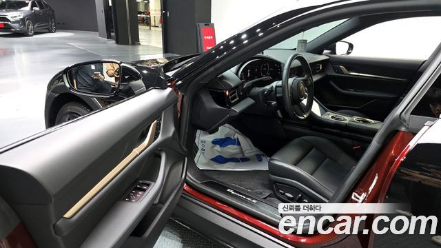 2022 Porsche Taycan