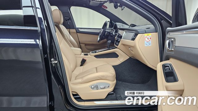 2022 Porsche Macan 2.9 S