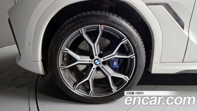 2022 BMW X6