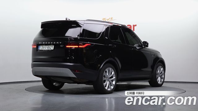 2022 Land Rover Discovery 5 D250 SE