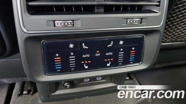 2021 Audi Q8