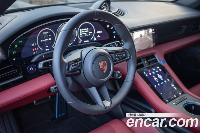 2026 Porsche Taycan