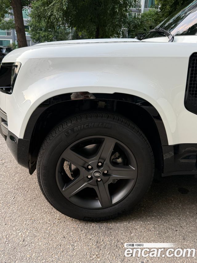 2024 Land Rover Defender