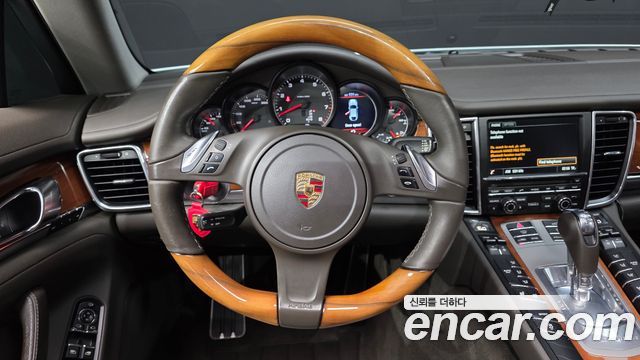 2014 Porsche Panamera 970