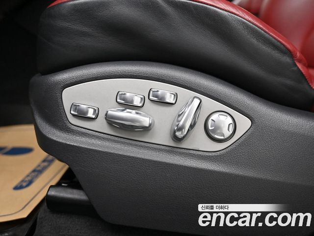 2015 Porsche Macan 95B
