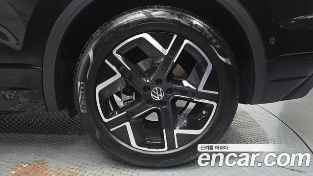 2025 Volkswagen Touareg
