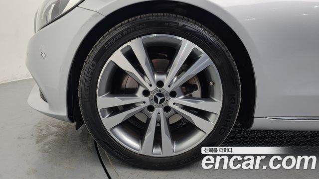 2018 Mercedes-Benz C-Class W205