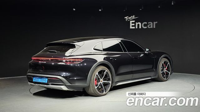 2025 Porsche Taycan