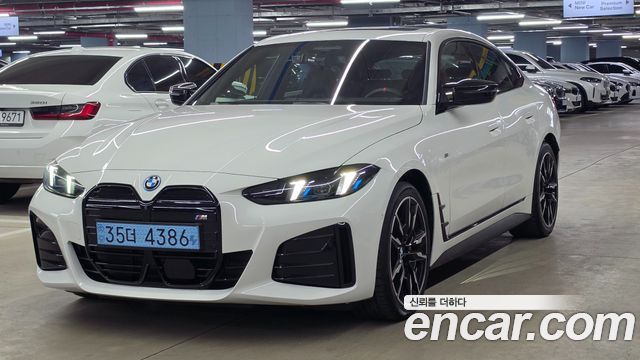 2025 BMW i4