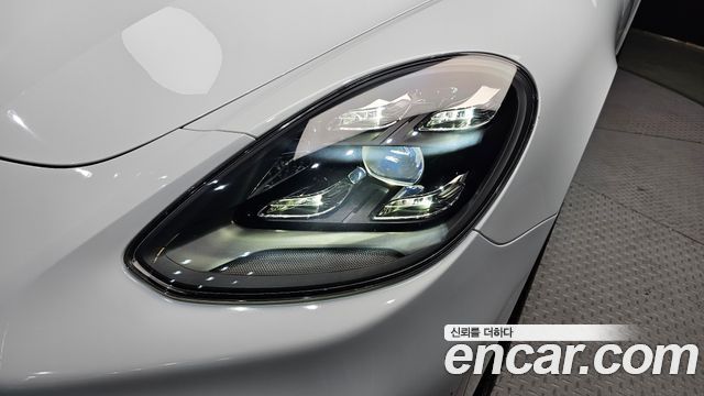 2022 Porsche Panamera 2.9 AWD