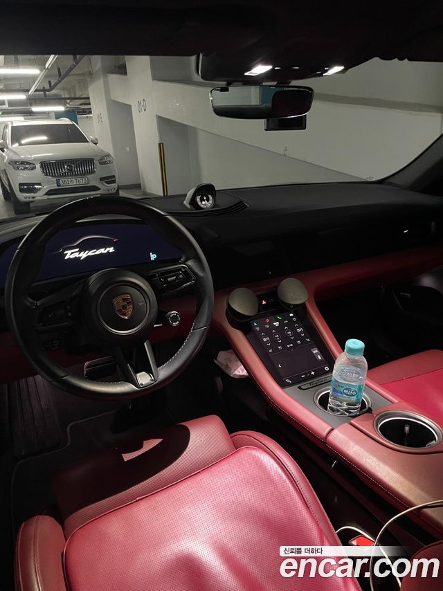 2023 Porsche Taycan