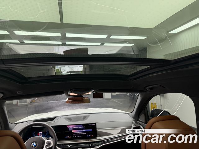 2025 BMW X7