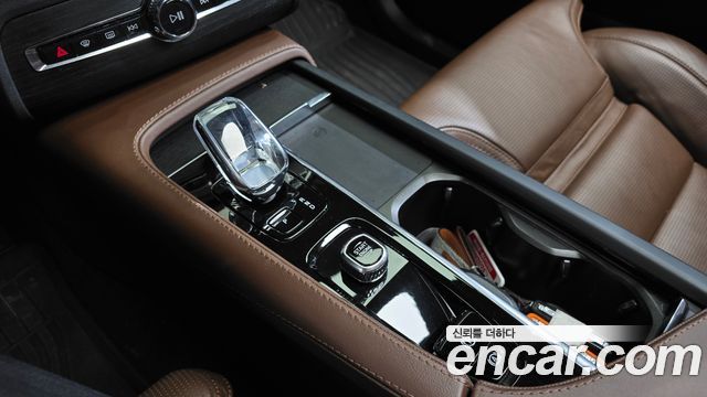 2022 Volvo XC90