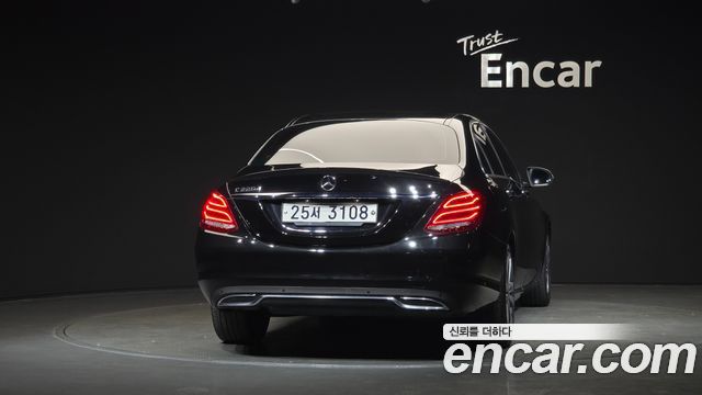 2017 Mercedes-Benz C-Class W205