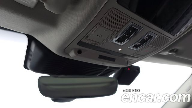 2025 Land Rover Range Rover Evoque P250 S