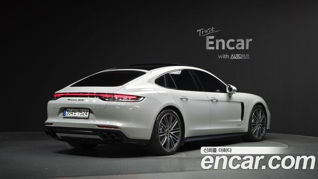 2024 Porsche Panamera 4.0 GTS