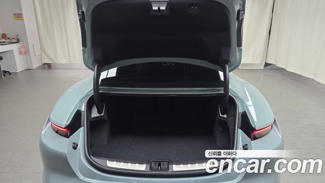 2024 Porsche Taycan 4S