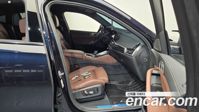 2022 BMW X6