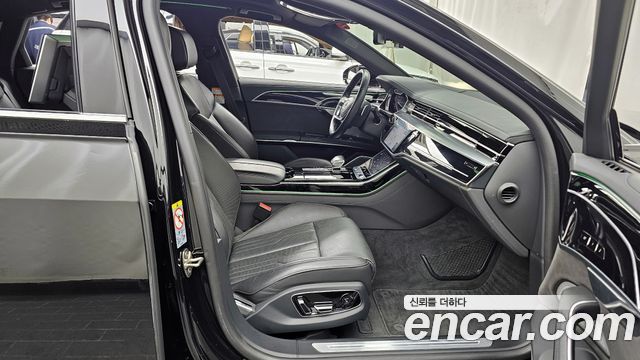 2021 Audi A8