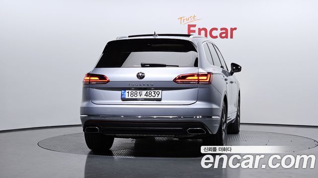 2020 Volkswagen Touareg