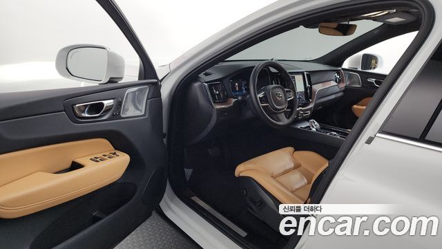2024 Volvo XC60