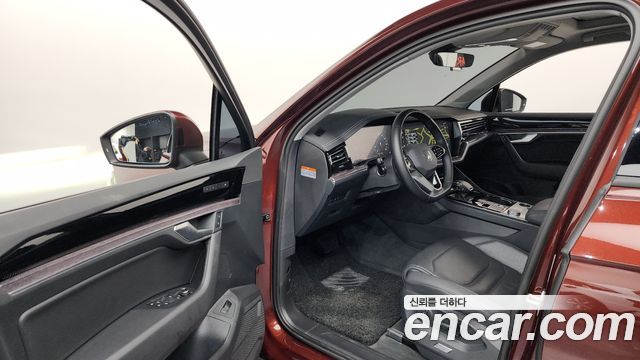 2023 Volkswagen Touareg