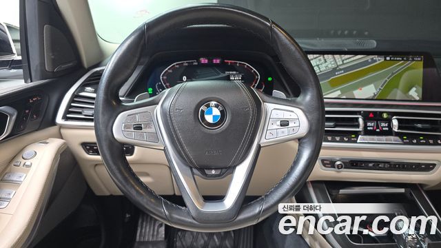 2021 BMW X7