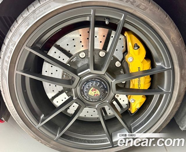 2022 Porsche 911