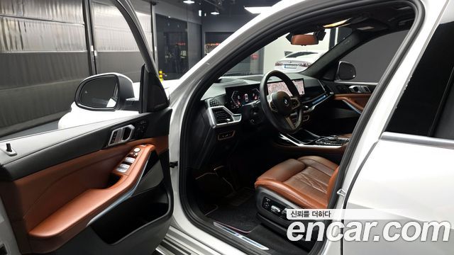 2024 BMW X7