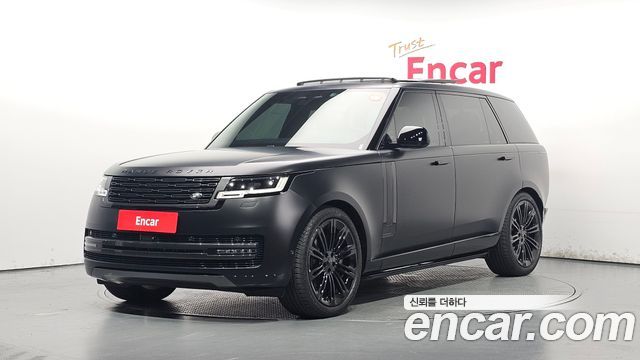 2026 Land Rover Range Rover P530 AB LWB