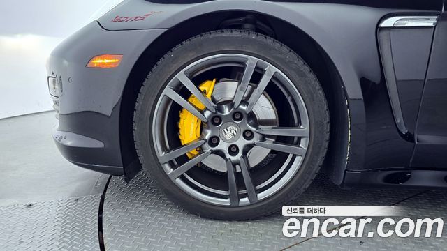 2011 Porsche Panamera 970