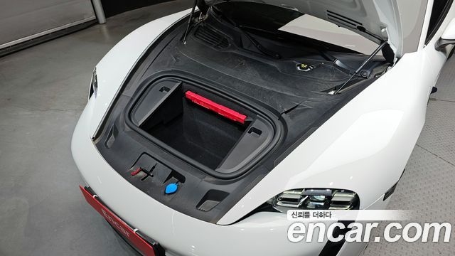 2024 Porsche Taycan 4S