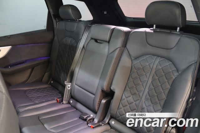 2025 Audi Q7