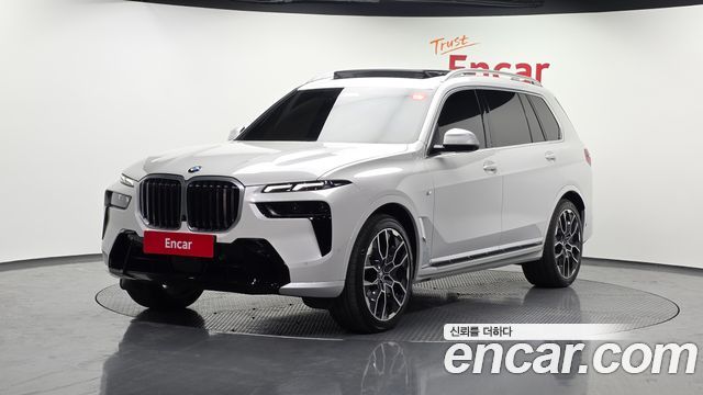 2024 BMW X7