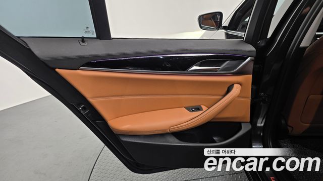 2019 BMW 5-Series