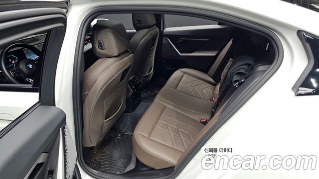 2023 BMW 5-Series